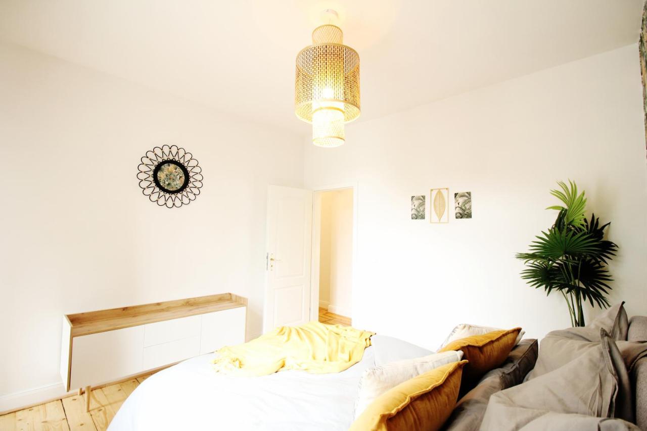 Secret Hideaways Tropical Feeling Mit 2 Schlafzimmer Nahe City L Messe L Flughafen L Hbf Дуйсбург Экстерьер фото